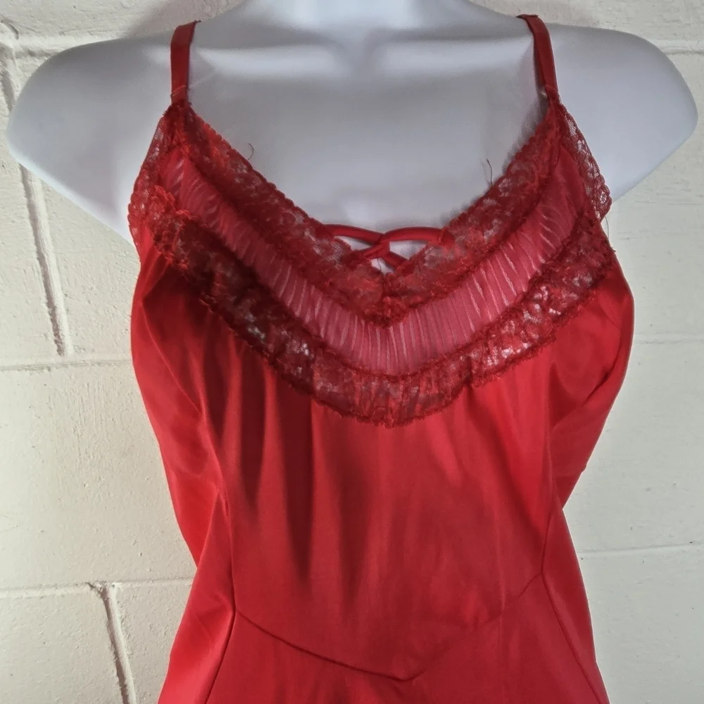 Vtg 50s 60s Cherry Red Nylon Lace Full Slip Dress 40 - Picture 6 of 10